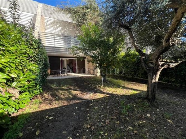 casa indipendente in vendita a Fiumicino in zona Fregene