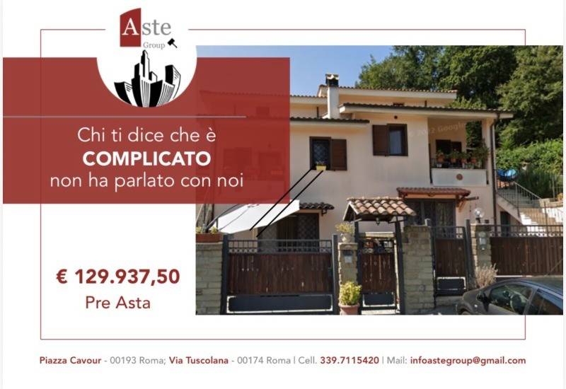 casa indipendente in vendita a Fiumicino