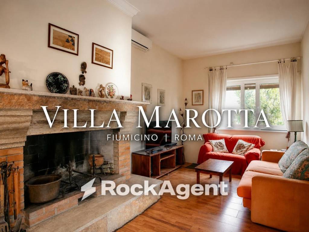casa indipendente in vendita a Fiumicino in zona Fregene