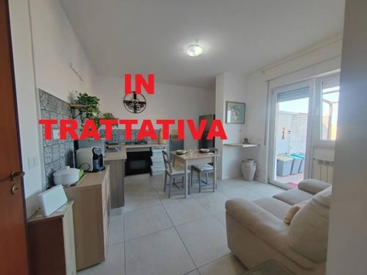 appartamento in vendita a Fiumicino in zona Isola Sacra