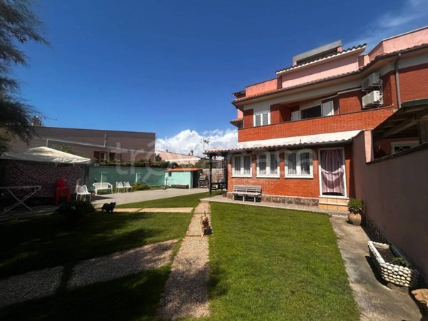 appartamento in vendita a Fiumicino in zona Focene