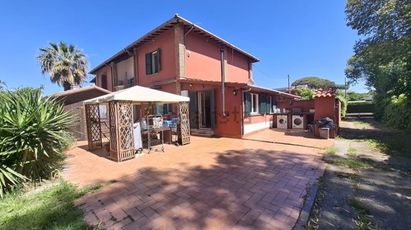 appartamento in vendita a Fiumicino in zona Maccarese