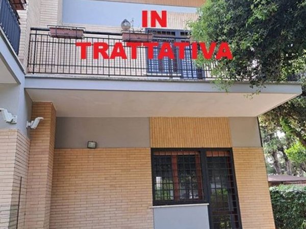 casa indipendente in vendita a Fiumicino in zona Isola Sacra