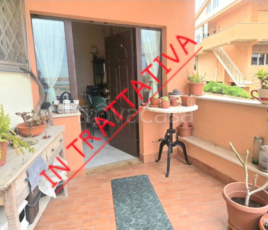 appartamento in vendita a Fiumicino in zona Isola Sacra