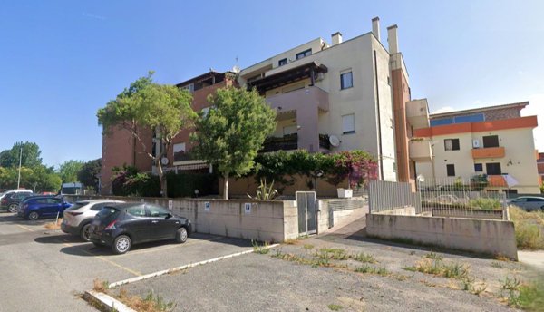 appartamento in vendita a Fiumicino in zona Isola Sacra