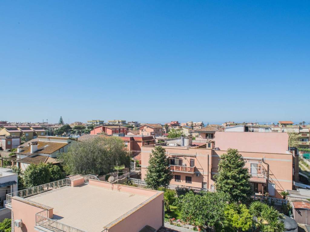 appartamento in vendita a Fiumicino in zona Passo Oscuro