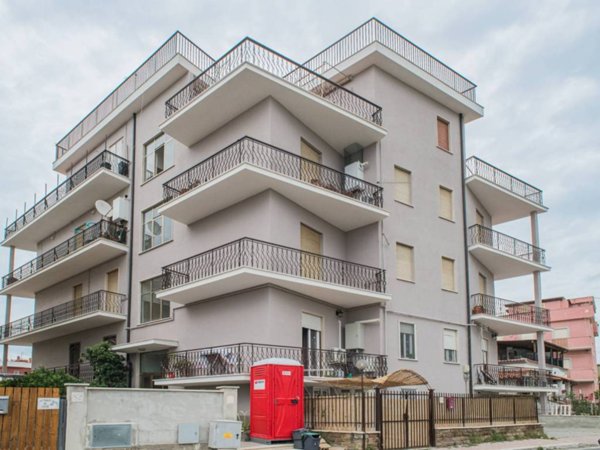 appartamento in vendita a Fiumicino in zona Palidoro