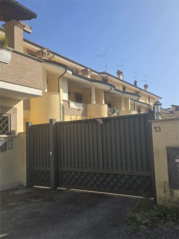 appartamento in vendita a Fiumicino in zona Isola Sacra