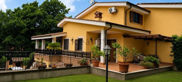 casa indipendente in vendita a Fiumicino in zona Aranova