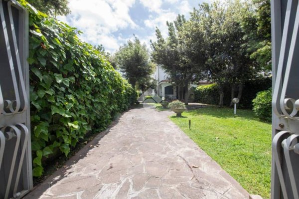 casa indipendente in vendita a Fiumicino in zona Fregene
