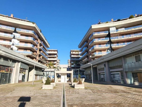 appartamento in vendita a Fiumicino in zona Isola Sacra