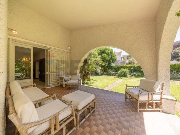 casa indipendente in vendita a Fiumicino in zona Fregene