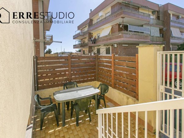appartamento in vendita a Fiumicino in zona Palidoro
