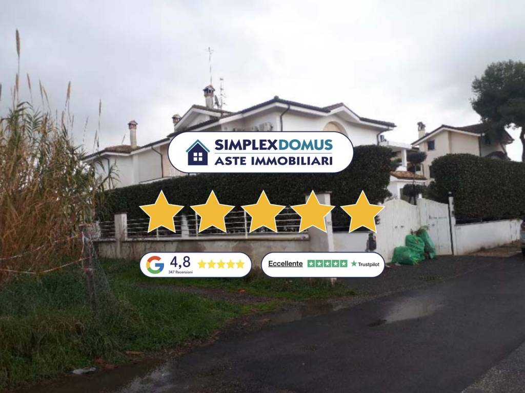 casa indipendente in vendita a Fiumicino in zona Fregene