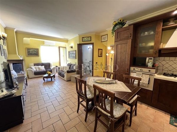 appartamento in vendita a Fiumicino in zona Focene