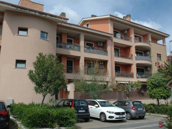 appartamento in vendita a Fiumicino in zona Palidoro