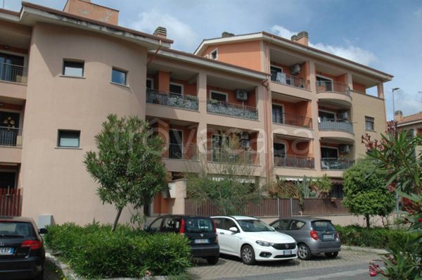 appartamento in vendita a Fiumicino in zona Palidoro