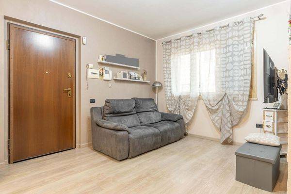 appartamento in vendita a Fiumicino in zona Isola Sacra