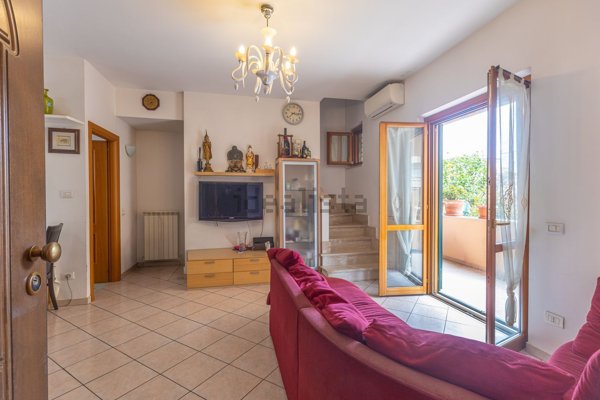 casa indipendente in vendita a Fiumicino