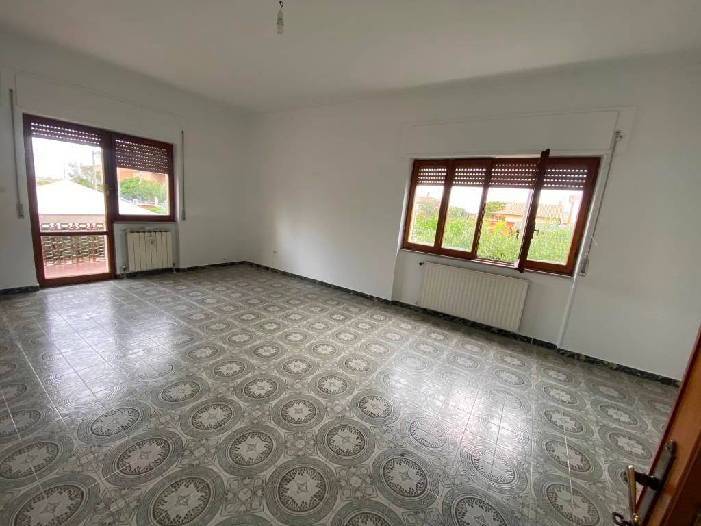 casa indipendente in vendita a Fiumicino in zona Focene