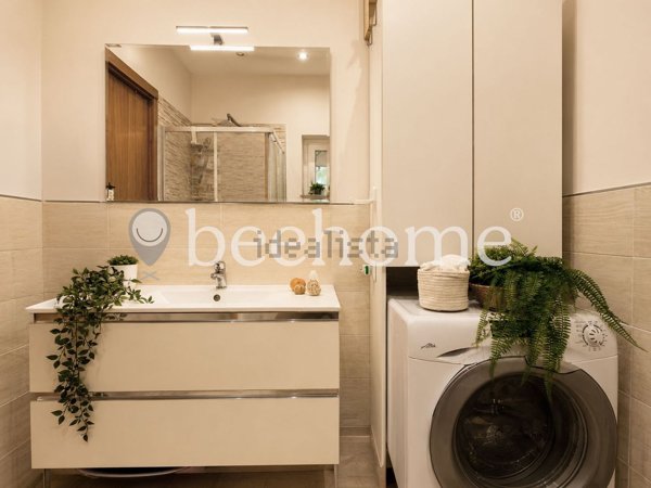 casa indipendente in vendita a Fiumicino in zona Isola Sacra