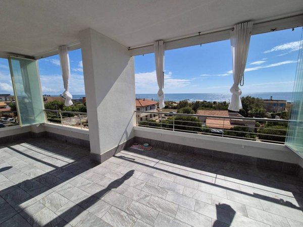 appartamento in vendita a Fiumicino in zona Focene