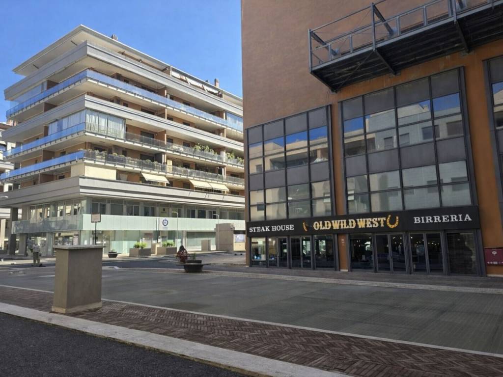 appartamento in vendita a Fiumicino in zona Isola Sacra