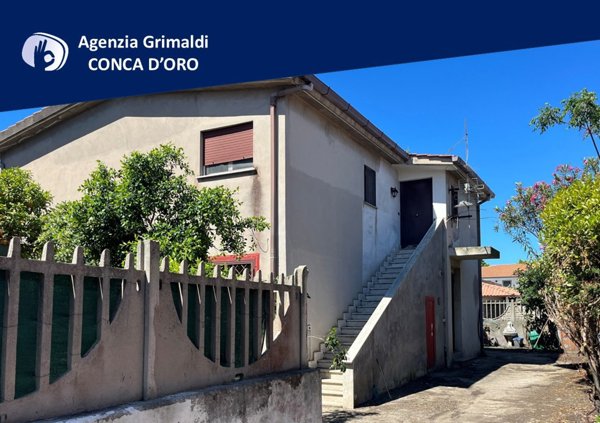 casa indipendente in vendita a Fiumicino in zona Isola Sacra