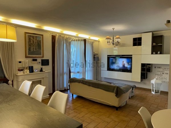 appartamento in vendita a Fiumicino in zona Aranova