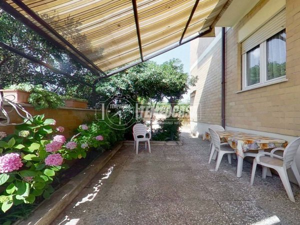 appartamento in vendita a Fiumicino in zona Passo Oscuro