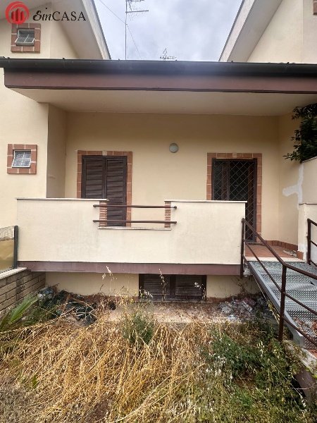 casa indipendente in vendita a Fiumicino in zona Aranova