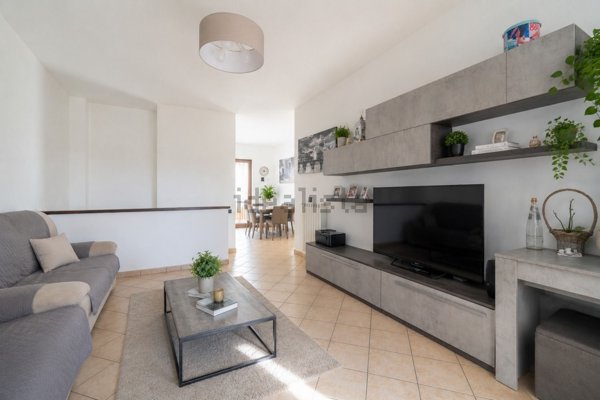 appartamento in vendita a Fiumicino in zona Isola Sacra