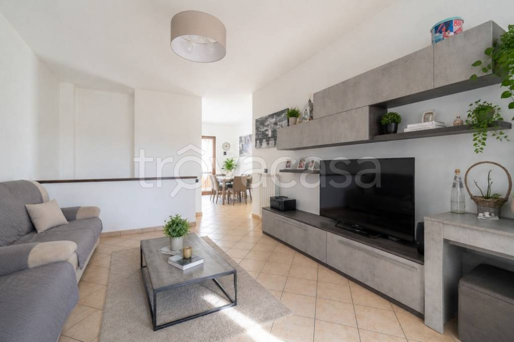 appartamento in vendita a Fiumicino in zona Isola Sacra