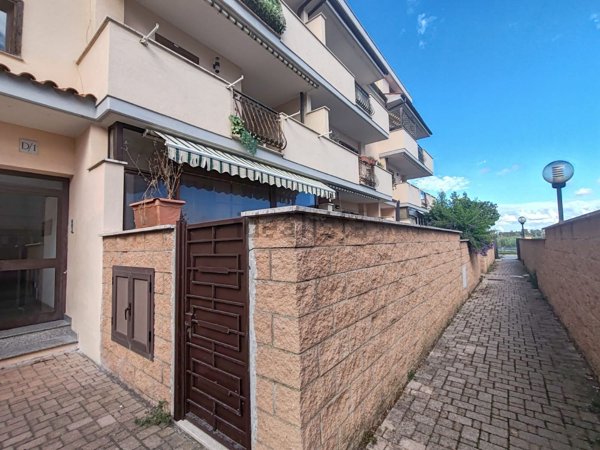 appartamento in vendita a Fiumicino in zona Passo Oscuro
