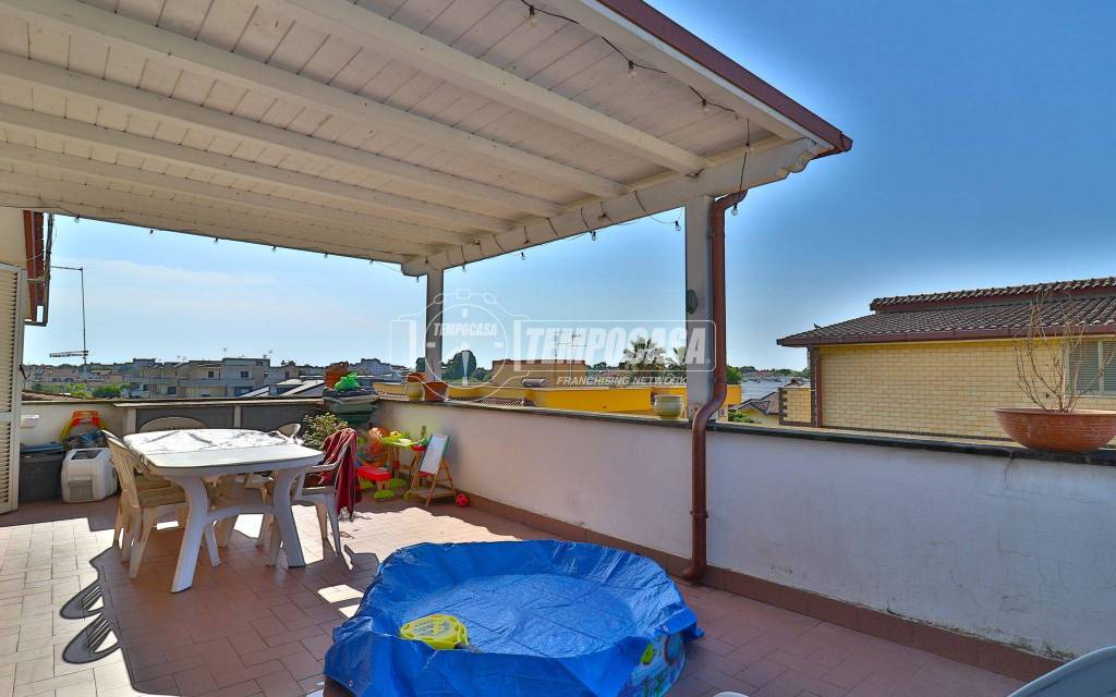 appartamento in vendita a Fiumicino in zona Isola Sacra