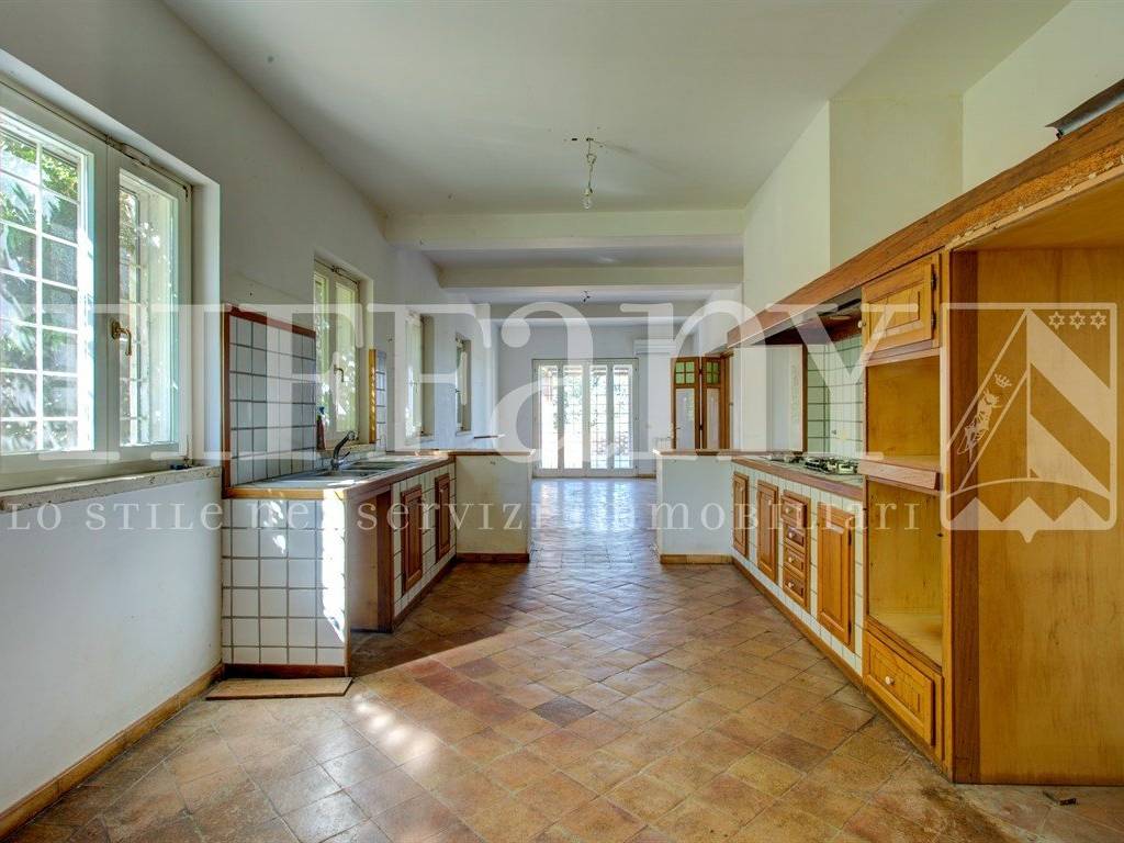 casa indipendente in vendita a Fiumicino in zona Tragliata