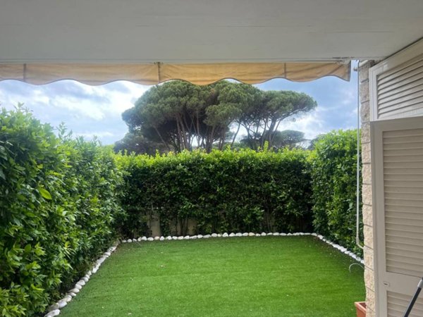 appartamento in vendita a Fiumicino in zona Fregene
