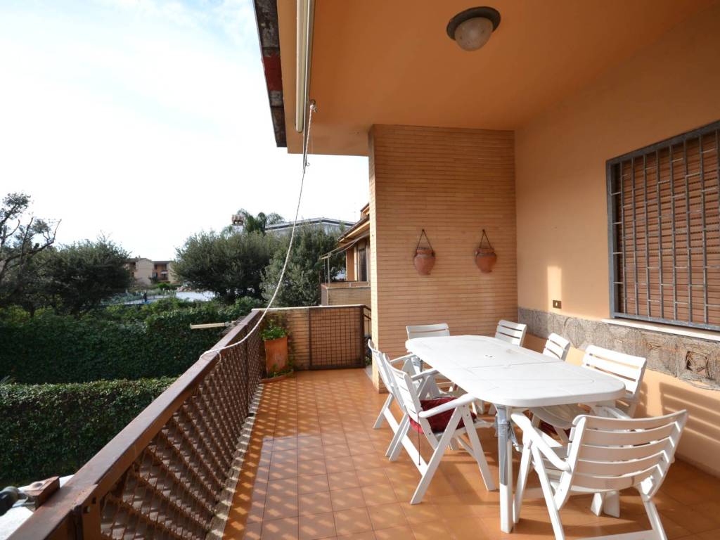 casa indipendente in vendita a Fiumicino in zona Fregene