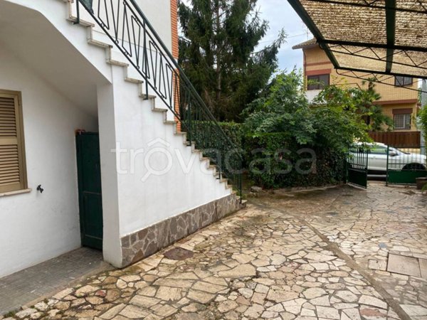 casa indipendente in vendita a Fiumicino in zona Fregene