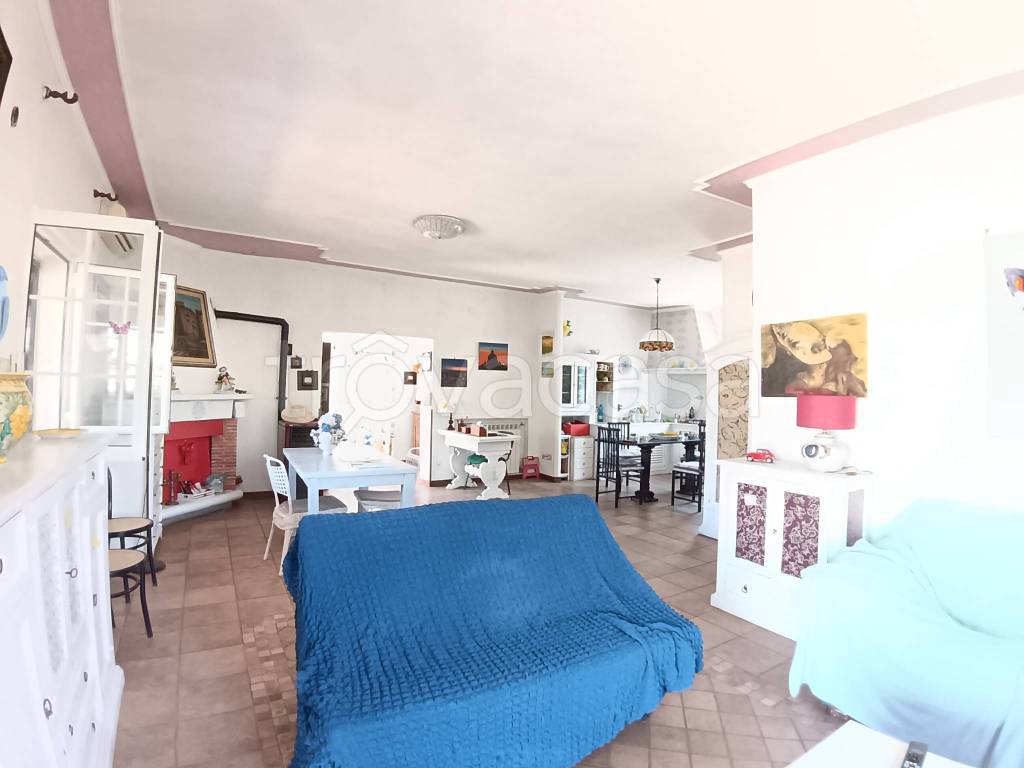 casa indipendente in vendita a Fiumicino in zona Focene