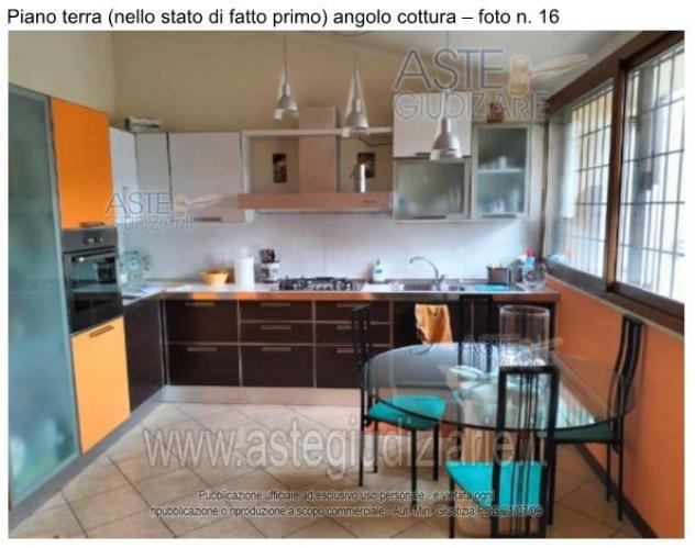 casa indipendente in vendita a Fiumicino