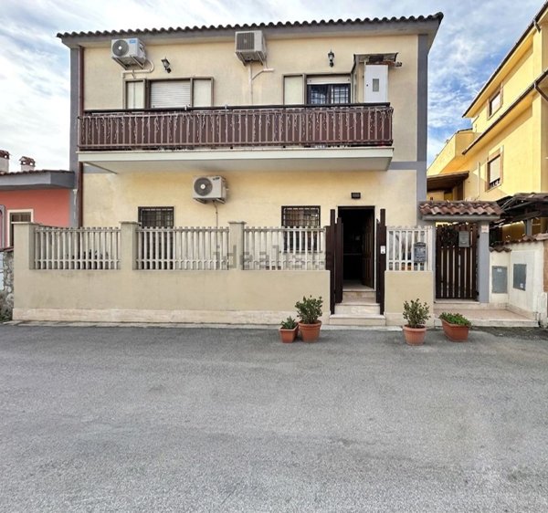 appartamento in vendita a Fiumicino in zona Passo Oscuro