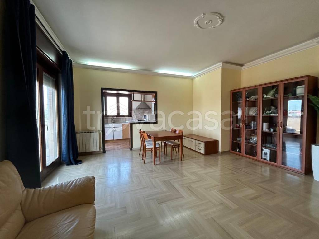 appartamento in vendita a Fiumicino in zona Isola Sacra