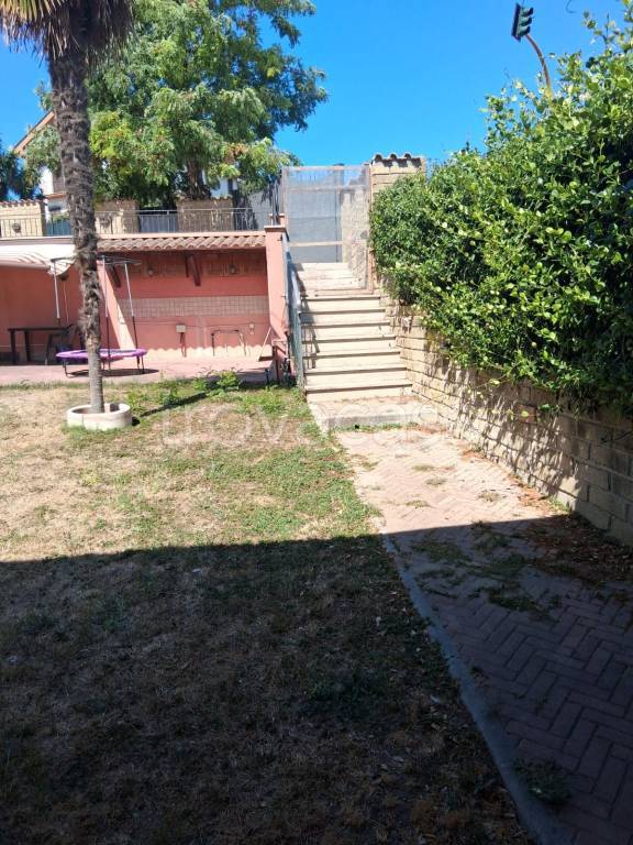casa indipendente in vendita a Fiumicino in zona Aranova