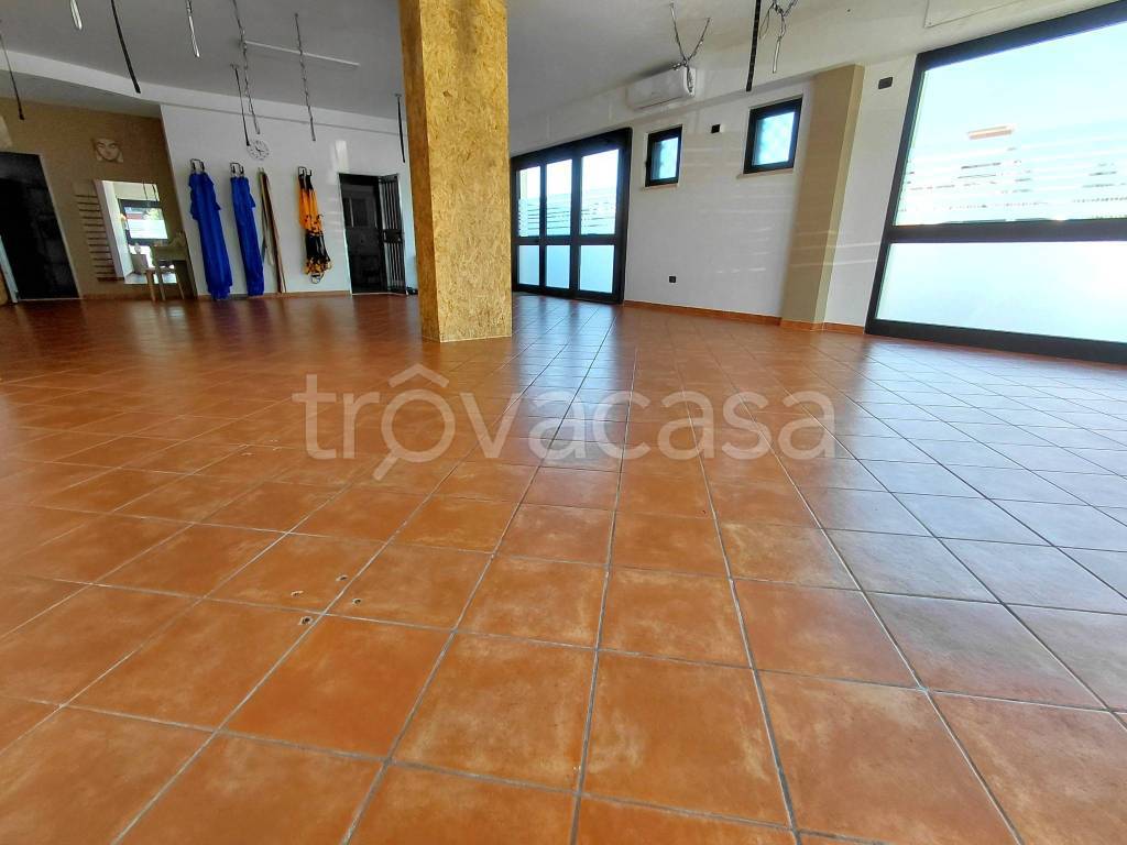 appartamento in vendita a Fiumicino in zona Isola Sacra