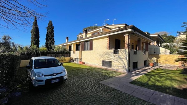 casa indipendente in vendita a Fiumicino in zona Aranova