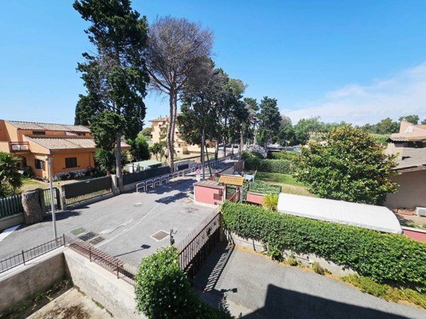 appartamento in vendita a Fiumicino in zona Palidoro