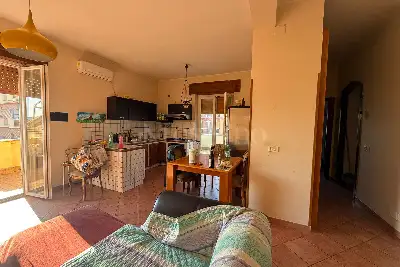 casa indipendente in vendita a Fiumicino in zona Isola Sacra