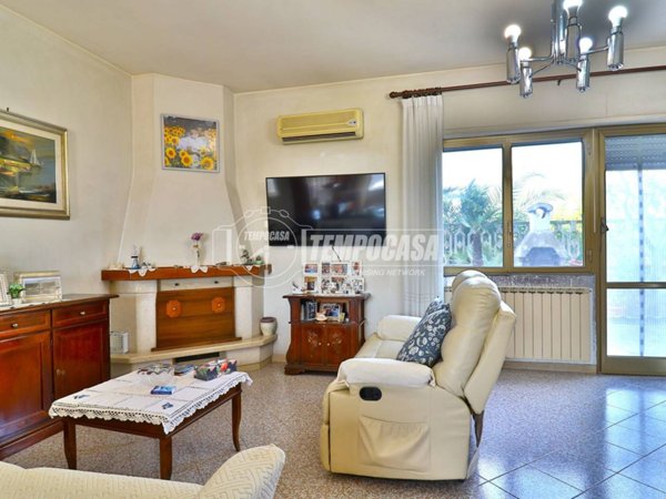 casa indipendente in vendita a Fiumicino in zona Aeroporto 