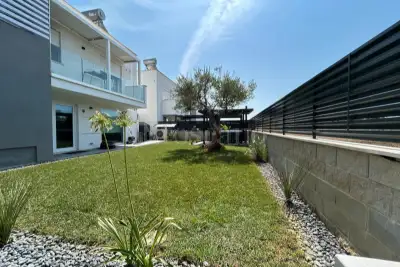 casa indipendente in vendita a Fiumicino